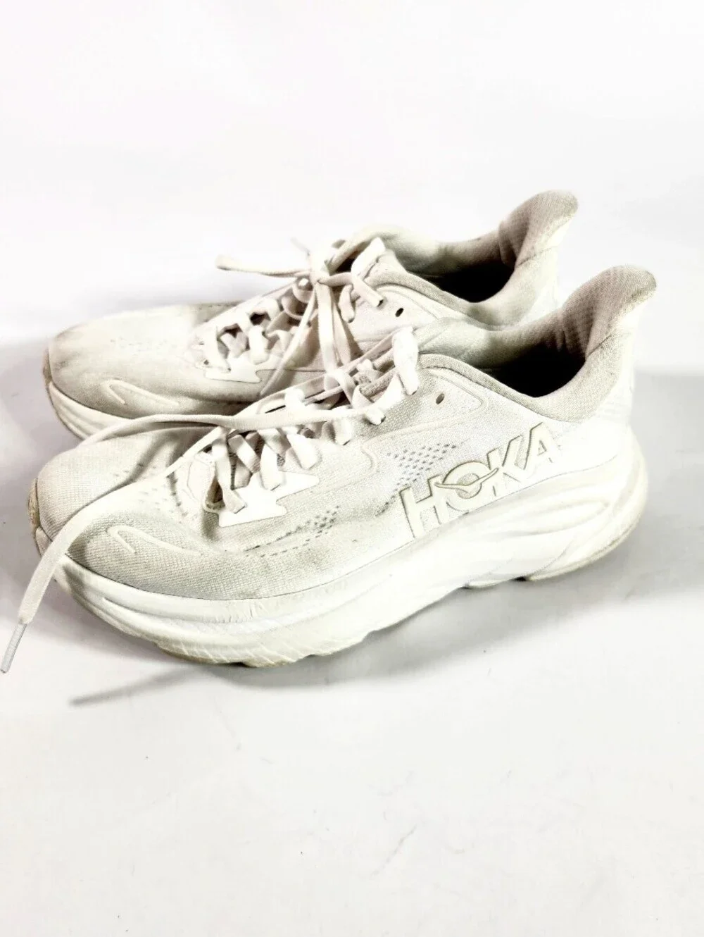 Hoka One One White Running Shoes Size 7.5B US